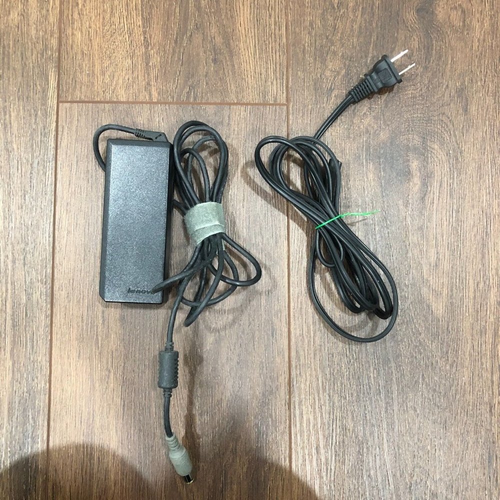 Lenovo 92P1109 90W 20v Laptop Round Tip Charging Power Adapter